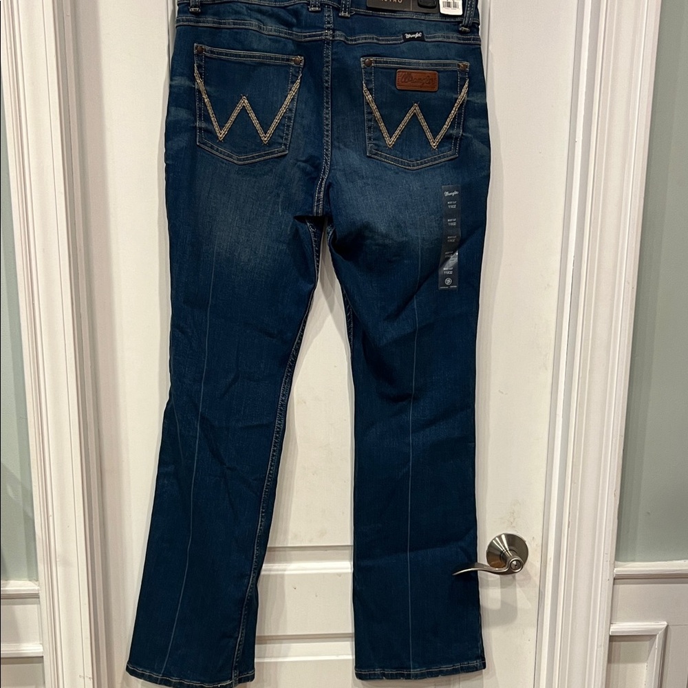 Wrangler Women's Indigo Boot Cut Jeans